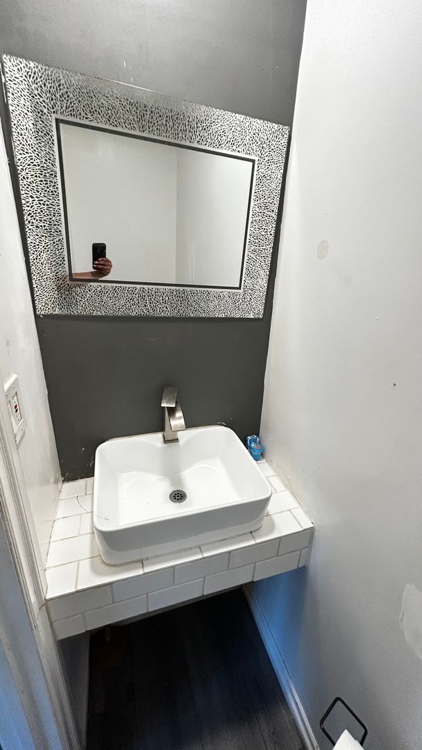 Building Photo - 306 W Sunkist St