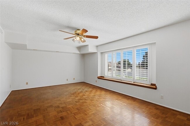 Building Photo - 3321 Basque St