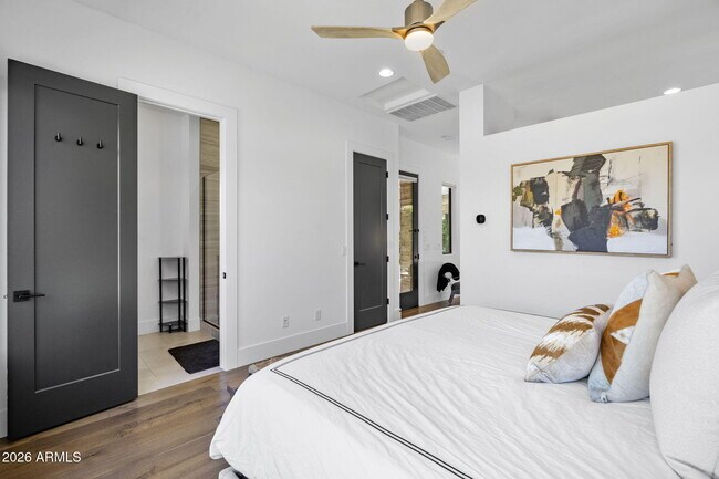 Building Photo - 13267 E Ranch Gate Rd