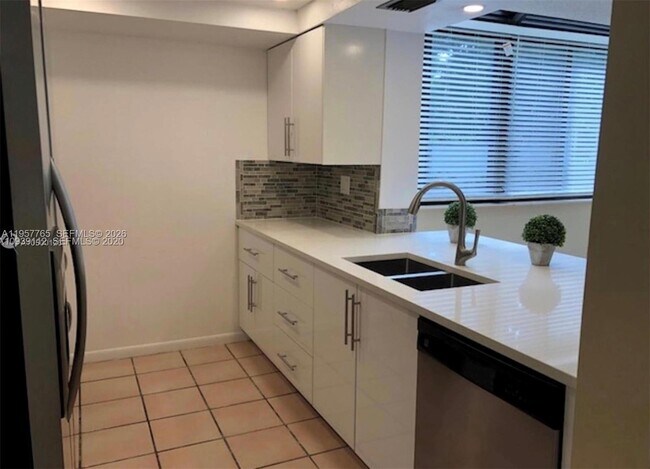 Building Photo - 3089 NE 183rd Ln