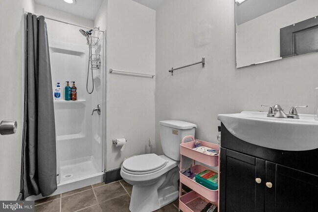Building Photo - 1805 N 18th St