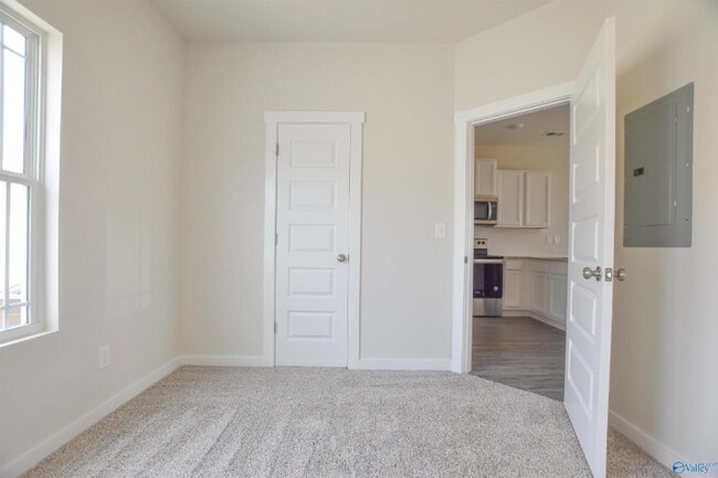 Building Photo - 350 Falling Water Ln SW