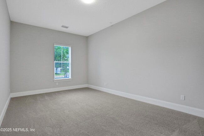 Building Photo - 420 Eagle Rock Dr