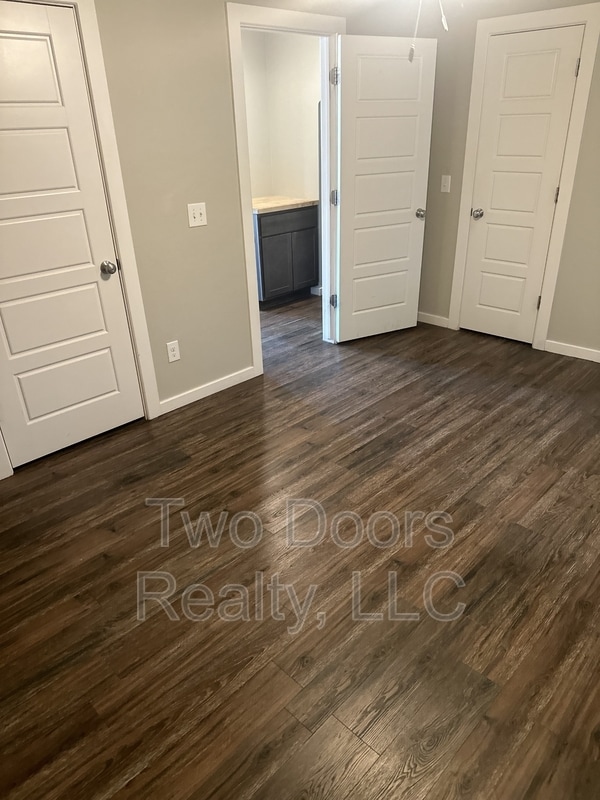 Building Photo - 2805 N Kentucky Ave