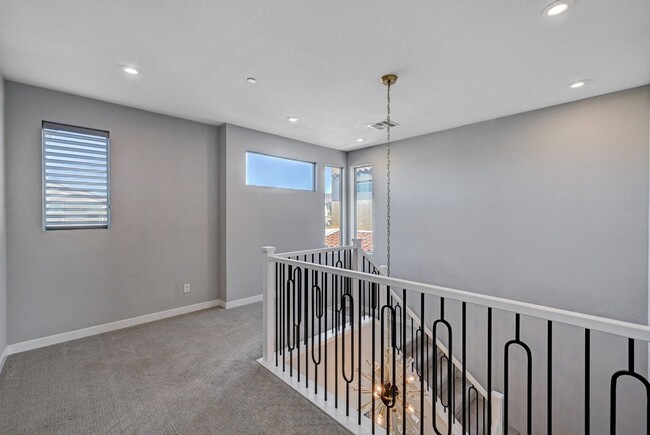 Building Photo - STUNNING 2 Story, 3 Bedroom Home in INSPIR...