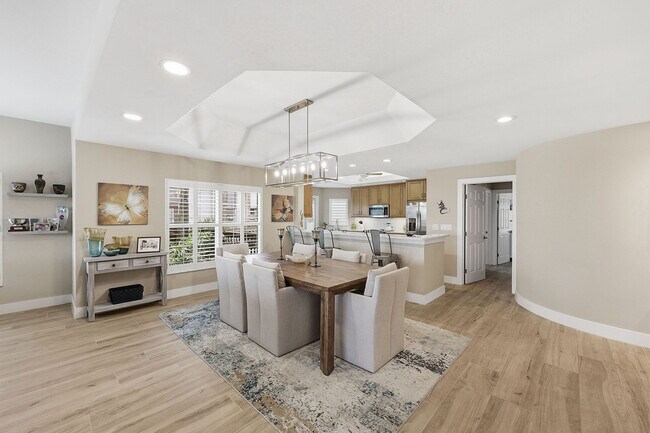 Building Photo - 26868 Wedgewood Dr