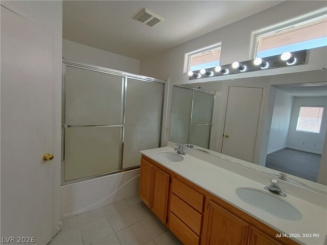 Building Photo - 8525 Titania Ct