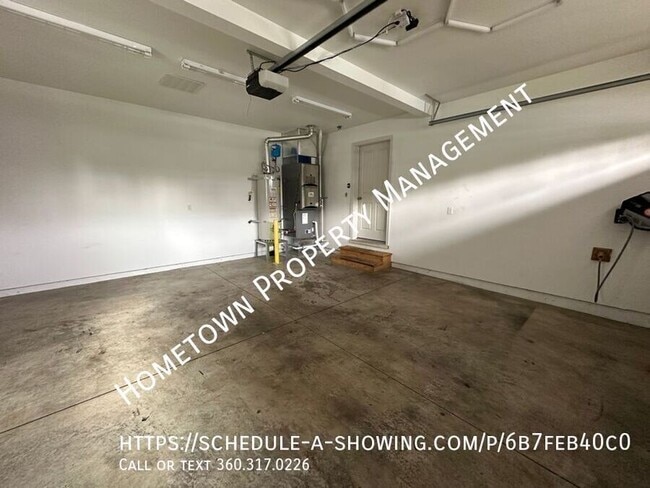 Building Photo - 5937 Ashbourne Ln SE