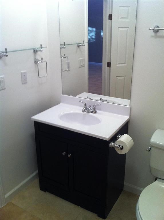 Building Photo - 8888 Tallwood Dr