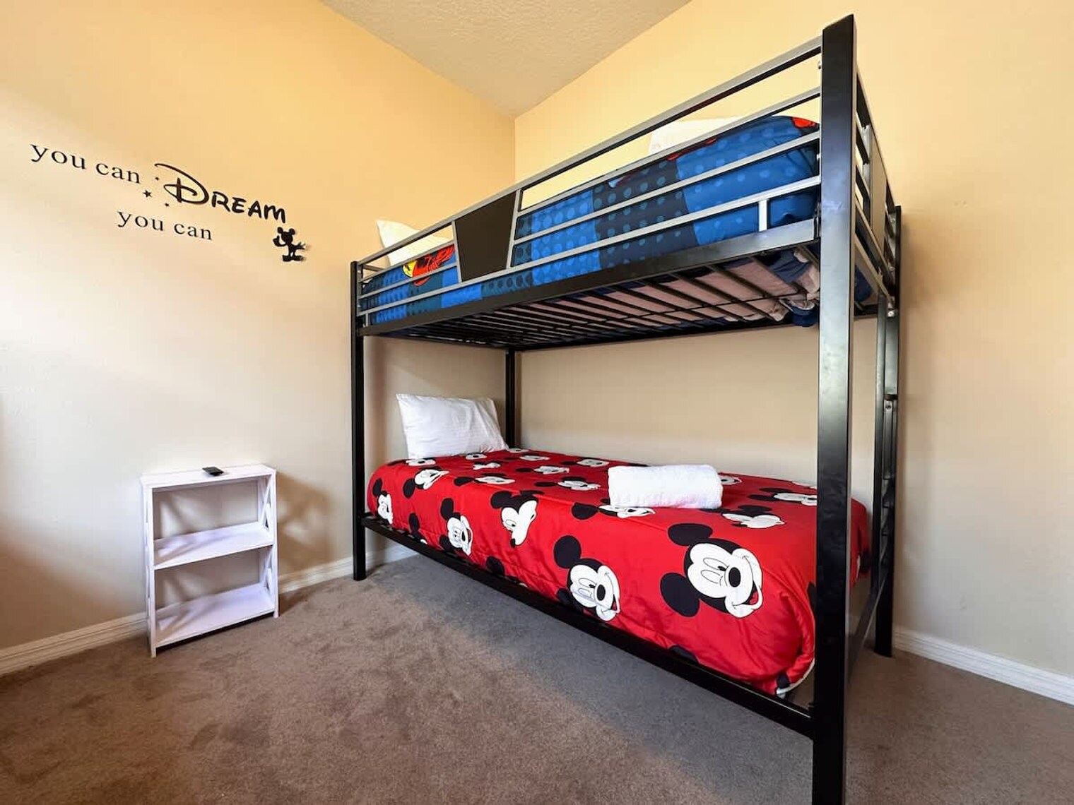 Building Photo - 160 Minniehaha Cir