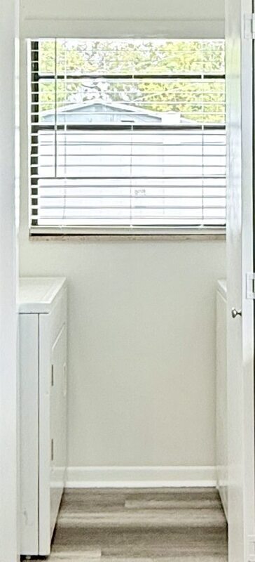 Building Photo - 5212 Peach Ave