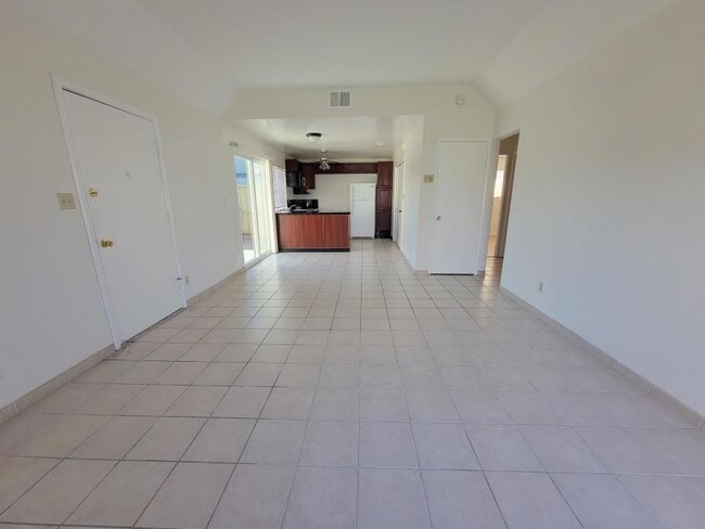 Building Photo - 2 bedroom in Fremont CA 94555