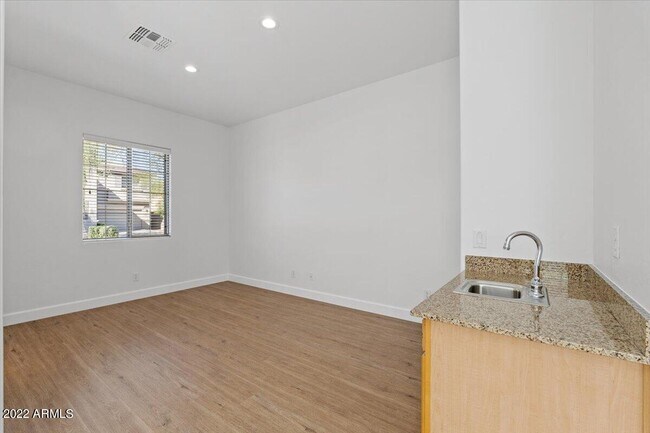 Building Photo - 2413 W Sienna Bouquet Pl