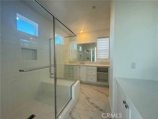 Building Photo - 313 Proctor