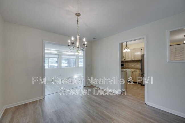 Building Photo - 3000 Hillsboro Pike