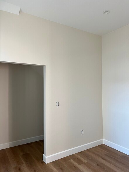 Bedroom - 2430 E 7th St