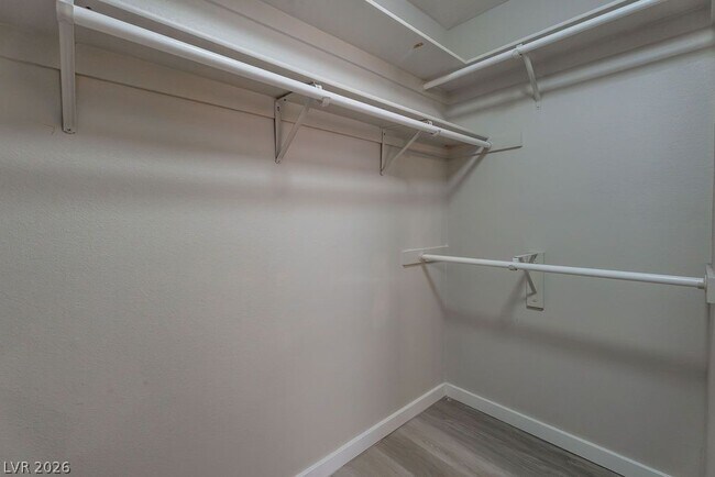 Building Photo - 1735 Navarre Ln