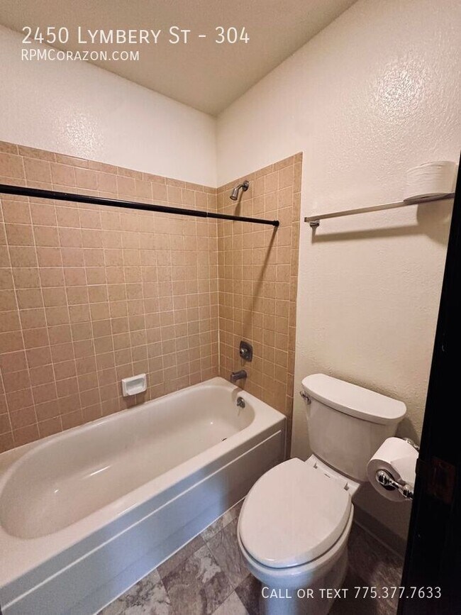 Building Photo - 2450 Lymbery St