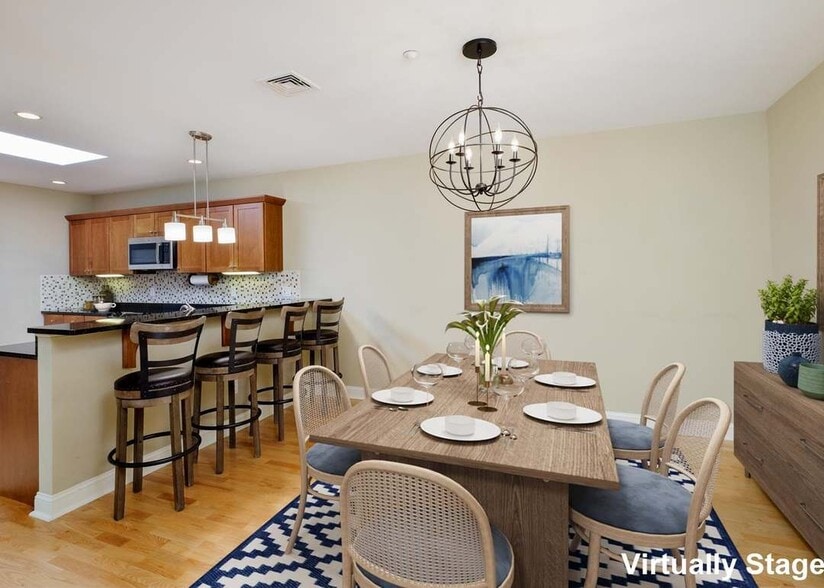 Dining area - 100 Shepards Cove Rd