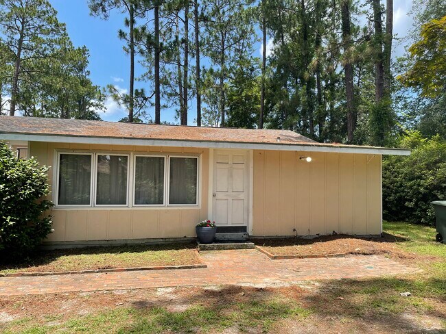 Primary Photo - 298 Persimmon St