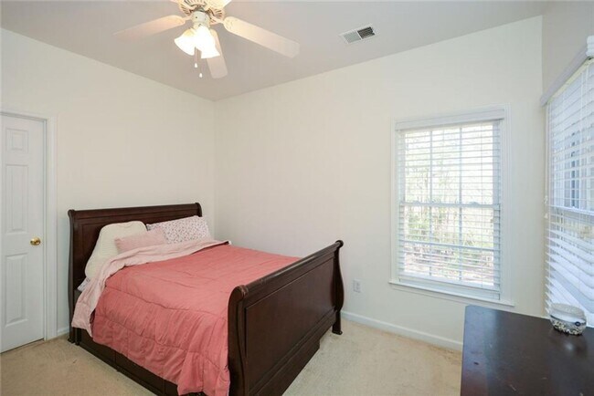 Building Photo - Welcome to this stunning West Cobb home! 5...