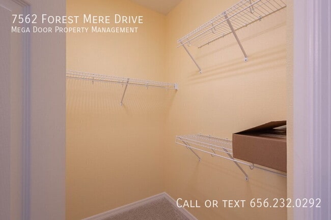 Building Photo - 7562 Forest Mere Dr