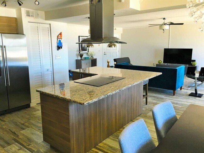 Building Photo - 5000 Gulf Blvd