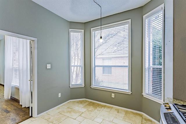 Building Photo - 4712 Basil Dr