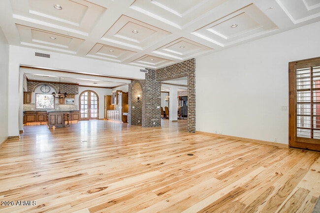 Building Photo - 6526 E Exeter Blvd