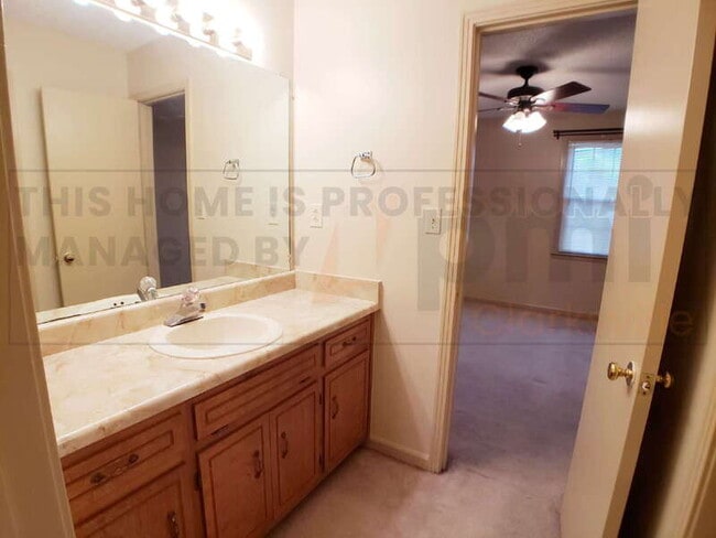 Building Photo - 3046 Woody Ln