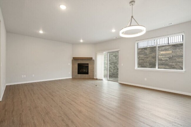 Building Photo - Sophisticated End-Unit Living Close to USAFA & Peterson — January Rent Free