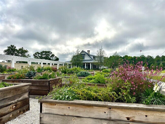 Building Photo - 17026 Shell Bay Dr