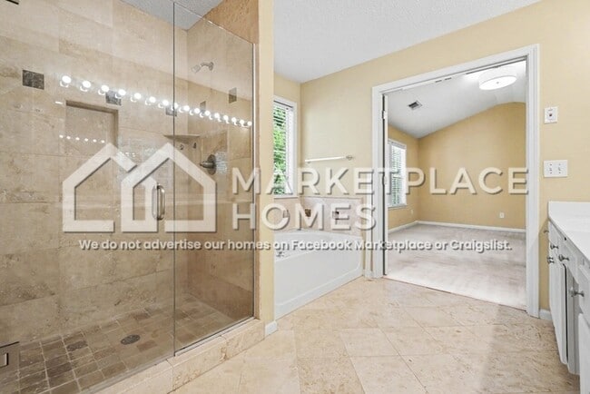 Building Photo - 3398 Spindletop Dr NW