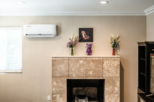 Building Photo - Fully Furnished 2BR Home with Crib — Mid-T...