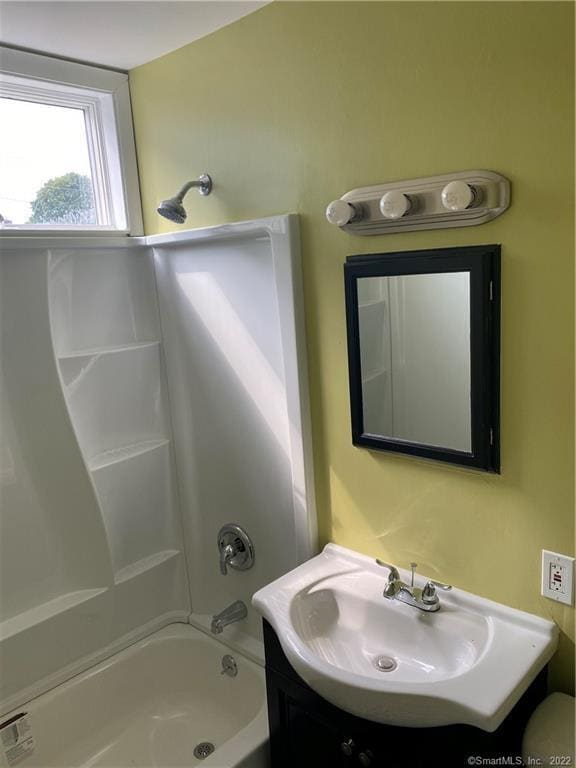 Building Photo - 79 N Pond St