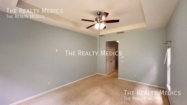 Building Photo - 10319 Willow Ridge Loop