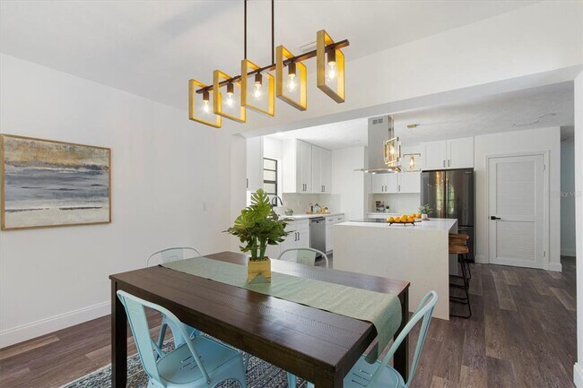 Building Photo - 11218 Creek View Dr