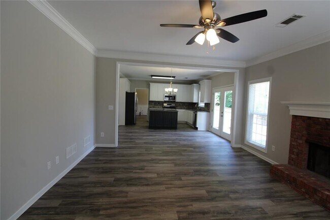 Building Photo - 1525 Woodpoint Way