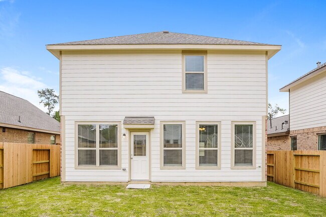 Building Photo - 1722 Sahara Dr