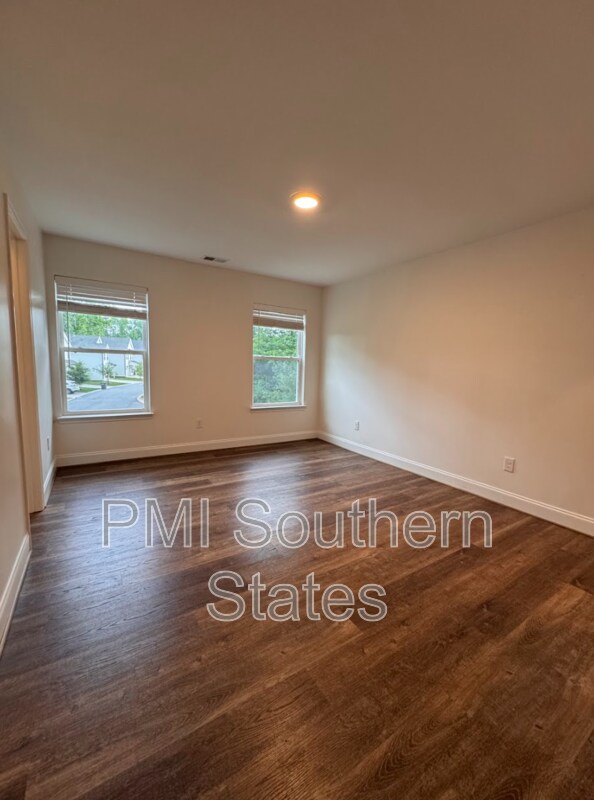 Building Photo - 313 Clarus Crk Wy