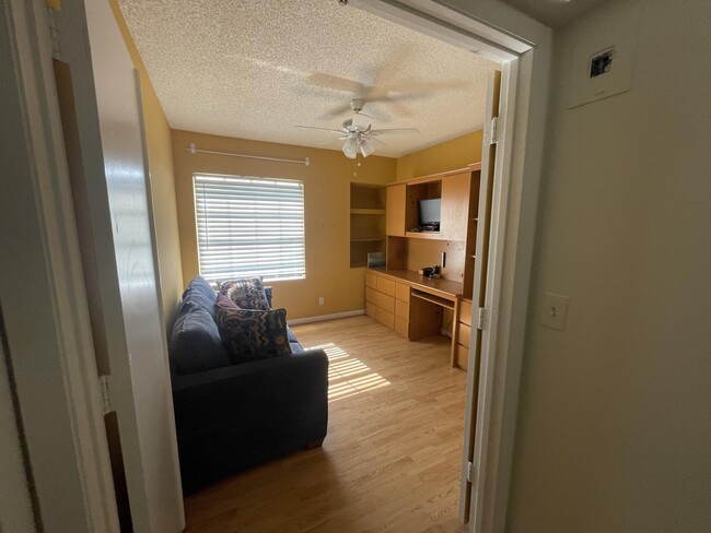 Building Photo - 5415 Verona Dr