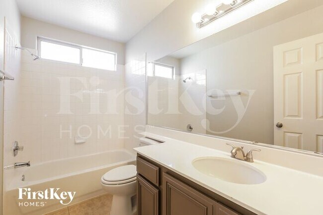 Building Photo - 10712 Silver Pyramid Ct