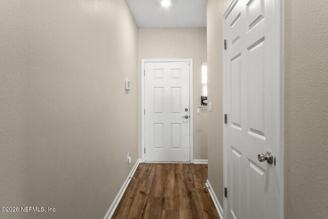 Building Photo - 9787 Fiddleback Ln