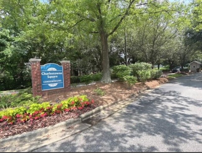 Building Photo - 5667 Hornaday Rd