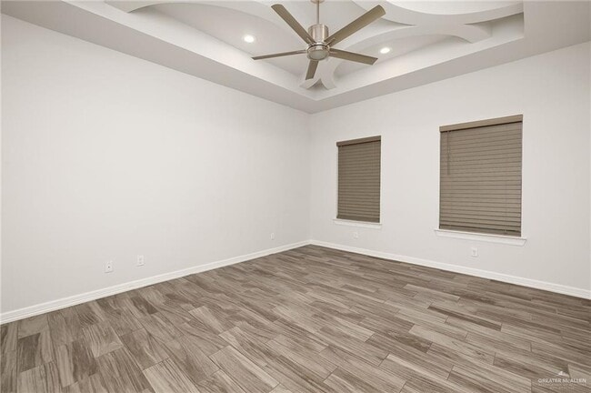 Building Photo - 13 Garden Ridge Ave