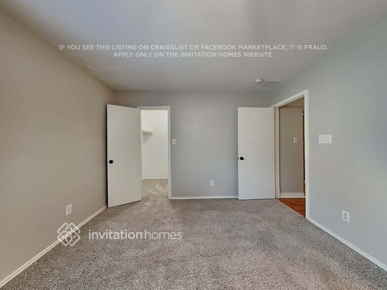 Building Photo - 1301 Clearview Dr