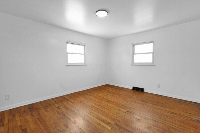 Building Photo - 1414 Shanley Dr