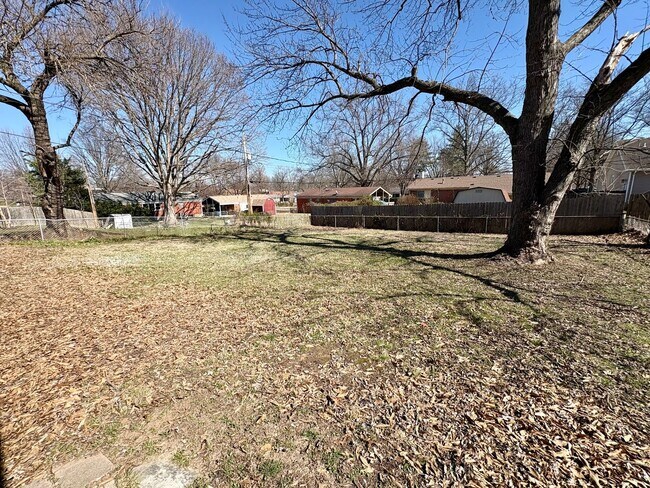 Building Photo - Freshly Renovated 4-Bedroom Home in the Hazelwood School District