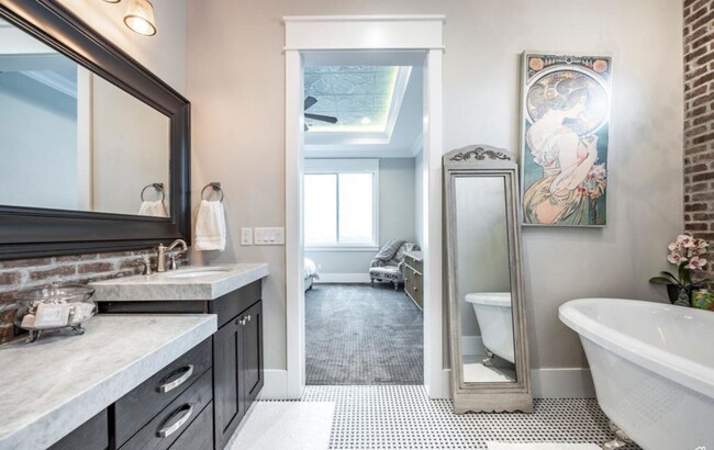 Building Photo - Luxurious Herriman 6 Bed with Indoor Court, Theater & Stunning Views!!!