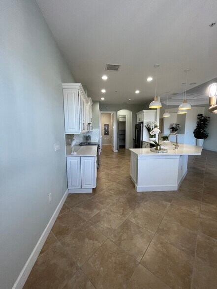 Building Photo - 7877 Clemson St